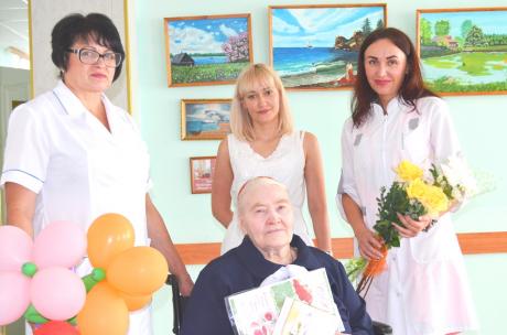 АКТИВНОЕ ДОЛГОЛЕТИЕ: 90-летний юбилей Валентины Афанасьевны Подколзиной