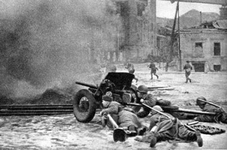 29 ноября 1941 года советские войска Южного фронта освободили Ростов-на-Дону.